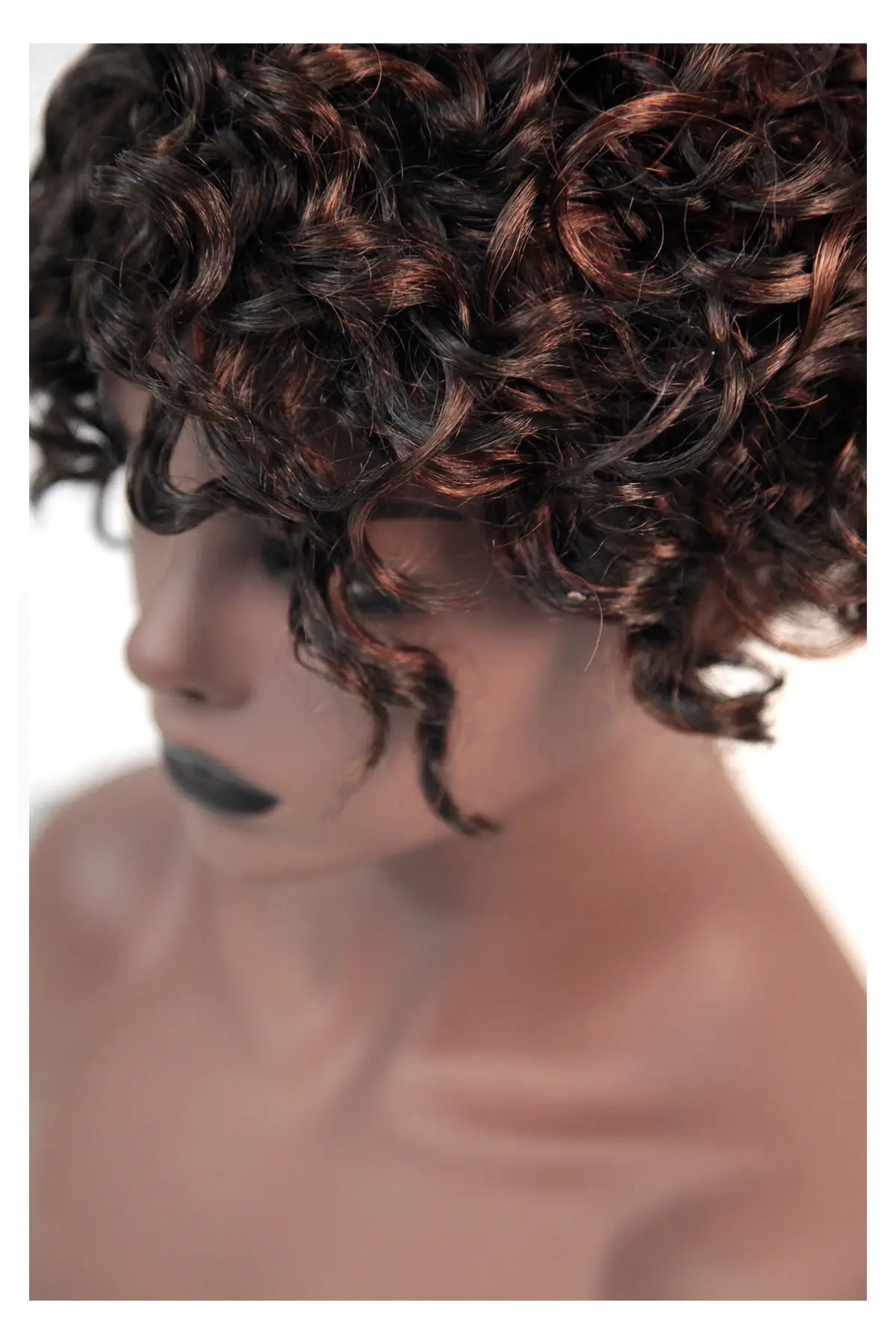 SHAKE N GO FREETRESS EQUAL FULL WIG - KIM