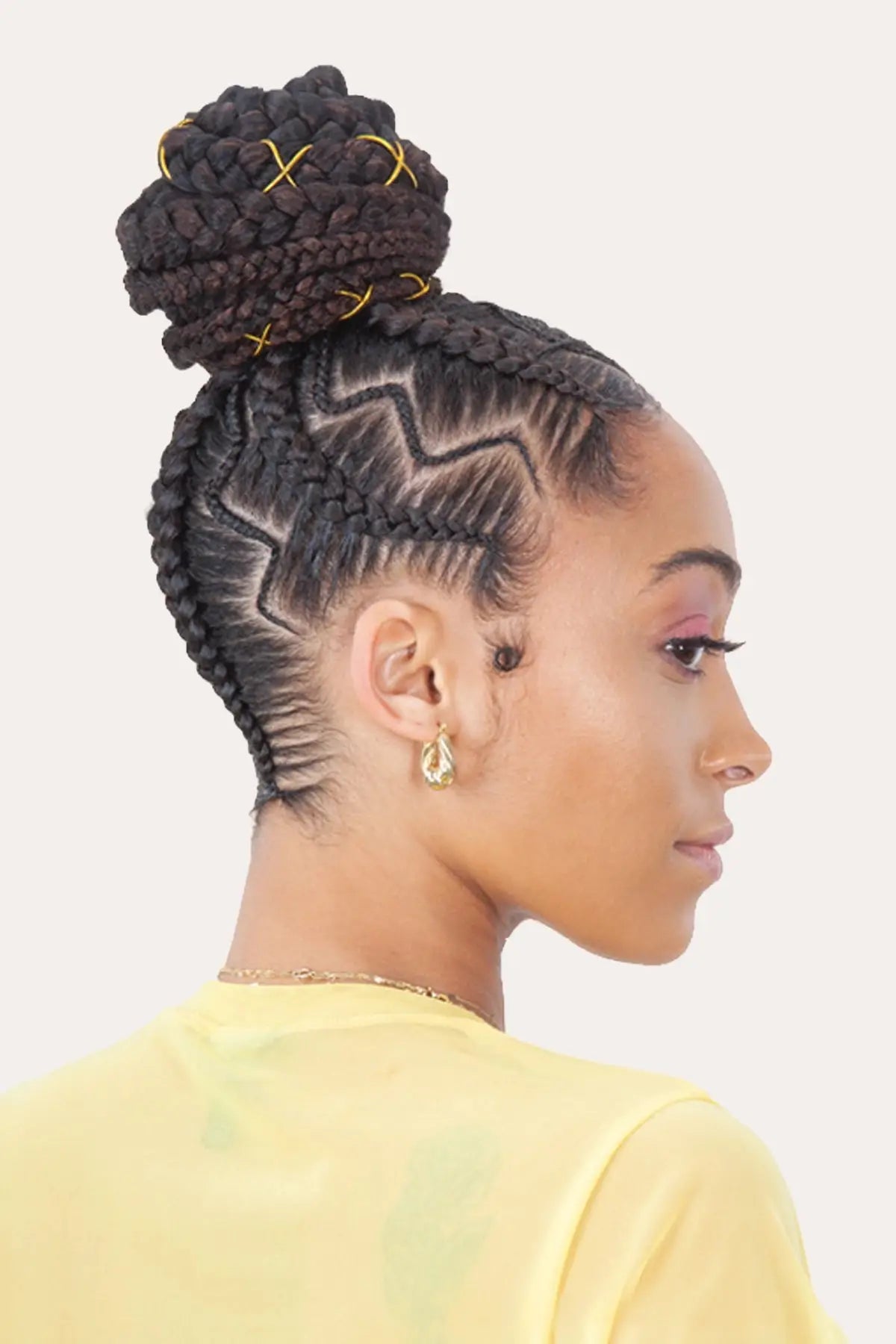 SHAKE N GO FREETRESS-BRAID 301 3X 56" (FINISHED LENGTH 28")