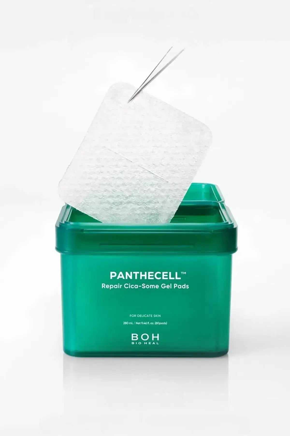 BOH Panthecell Cica Repair Panthenol Gel Pads - Best Korean Toner Pad Container Open with Tweezers Picking Up Pad, 260mL (100 Pads) for Delicate Skin to Strengthen Skin Barrier